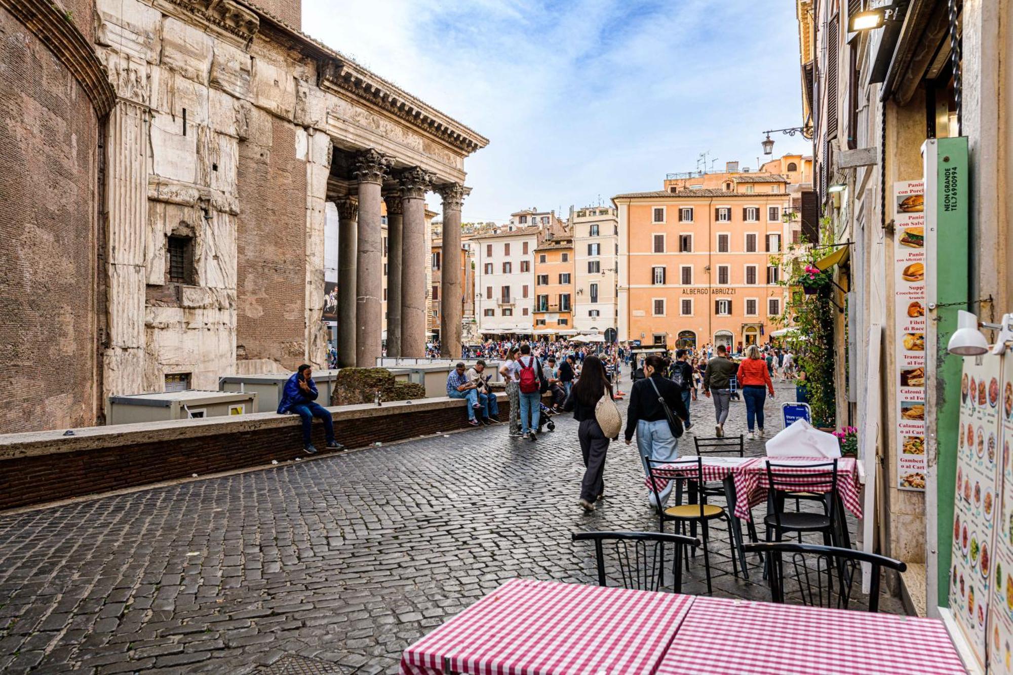 Deluxe Apartments Pantheon Rome Buitenkant foto